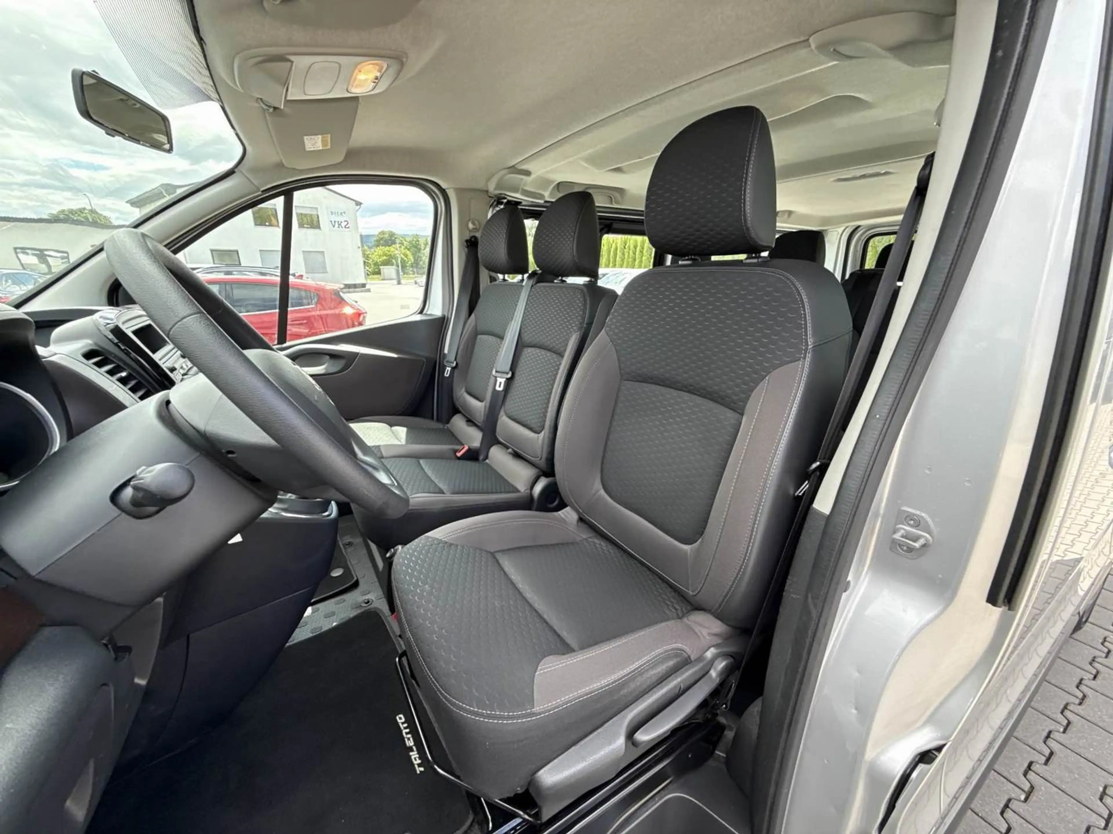 Fiat Talento L2H1 1,2t Family (M1) — photo 8