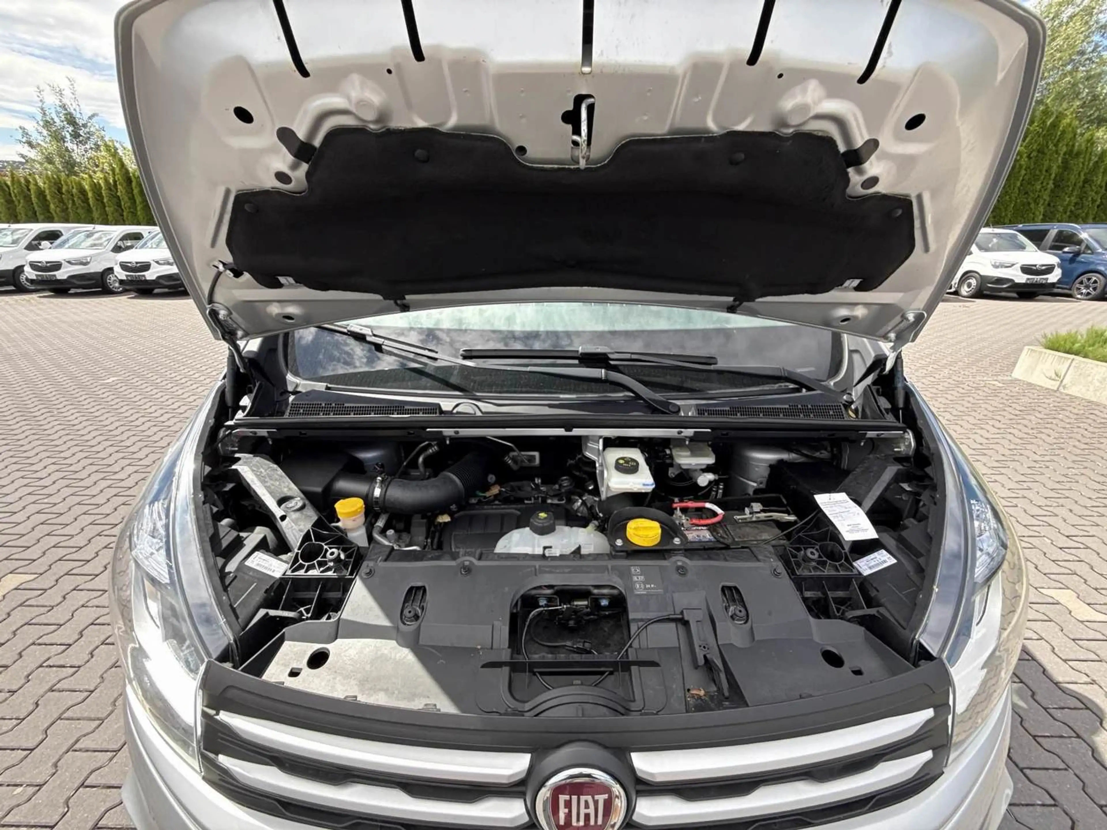 Fiat Talento L2H1 1,2t Family (M1) — photo 10