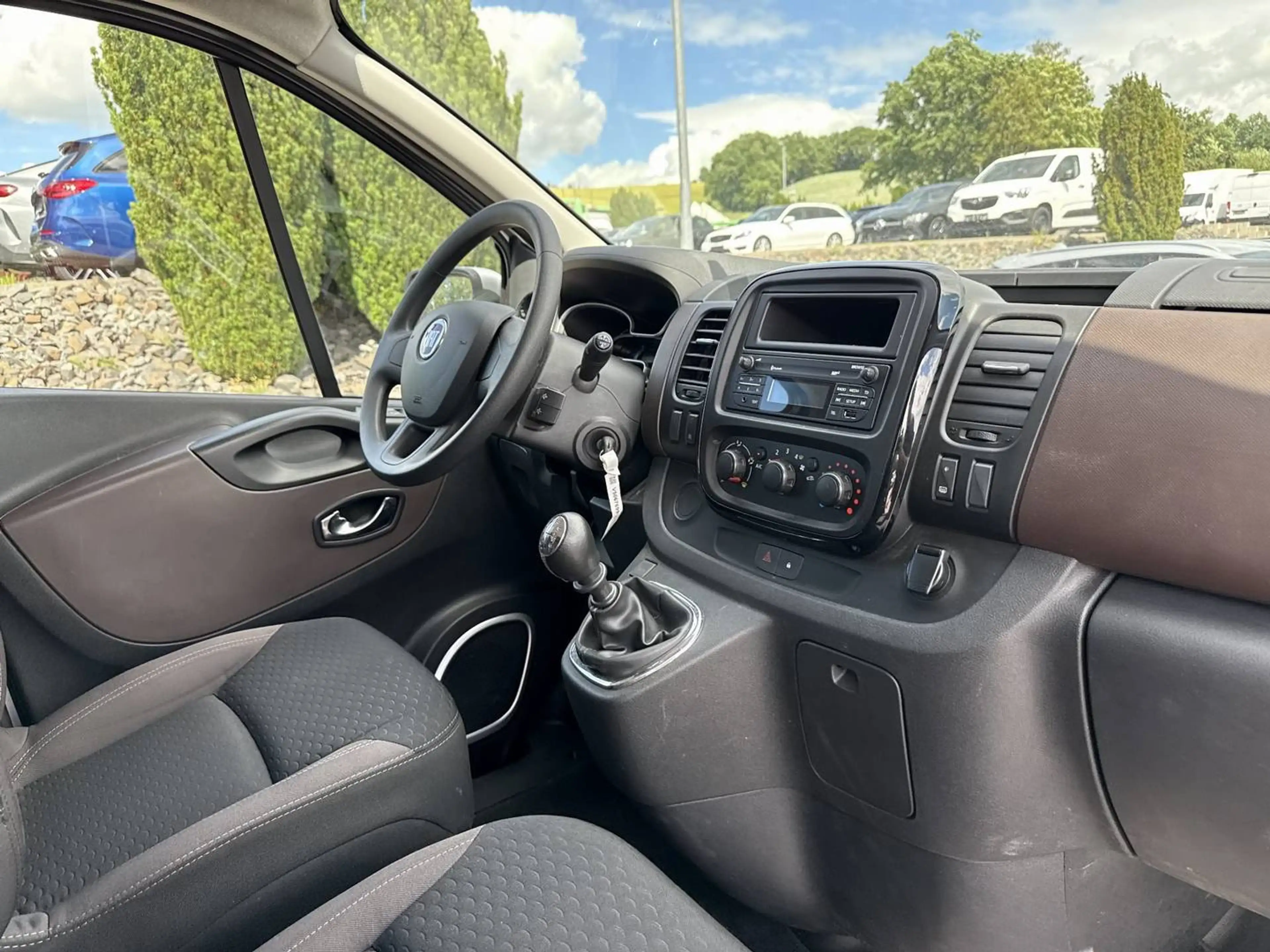 Fiat Talento L2H1 1,2t Family (M1) — photo 4