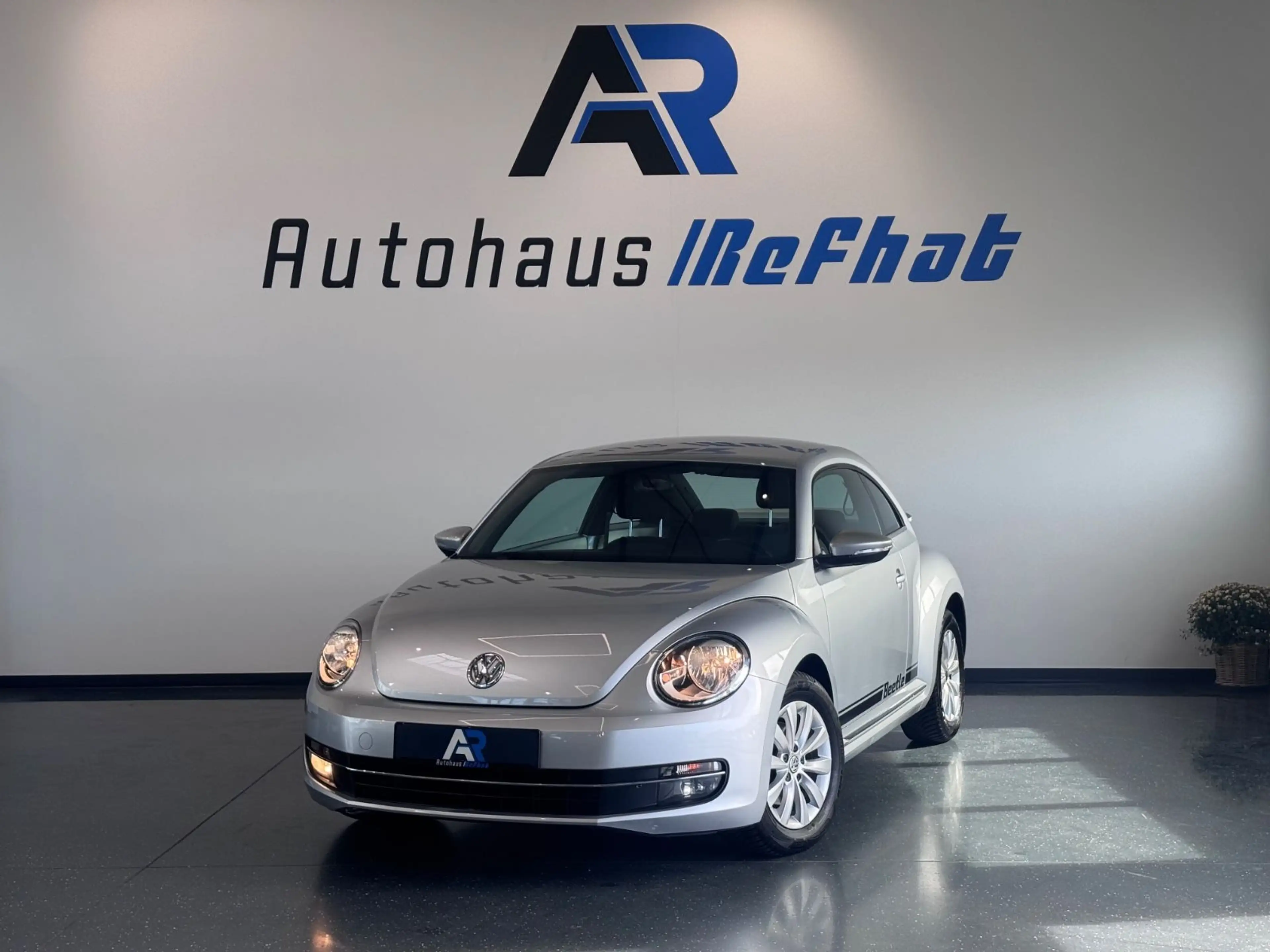 Volkswagen Beetle Lim. Design*KLIMA*NAVI*BC*RADIO
