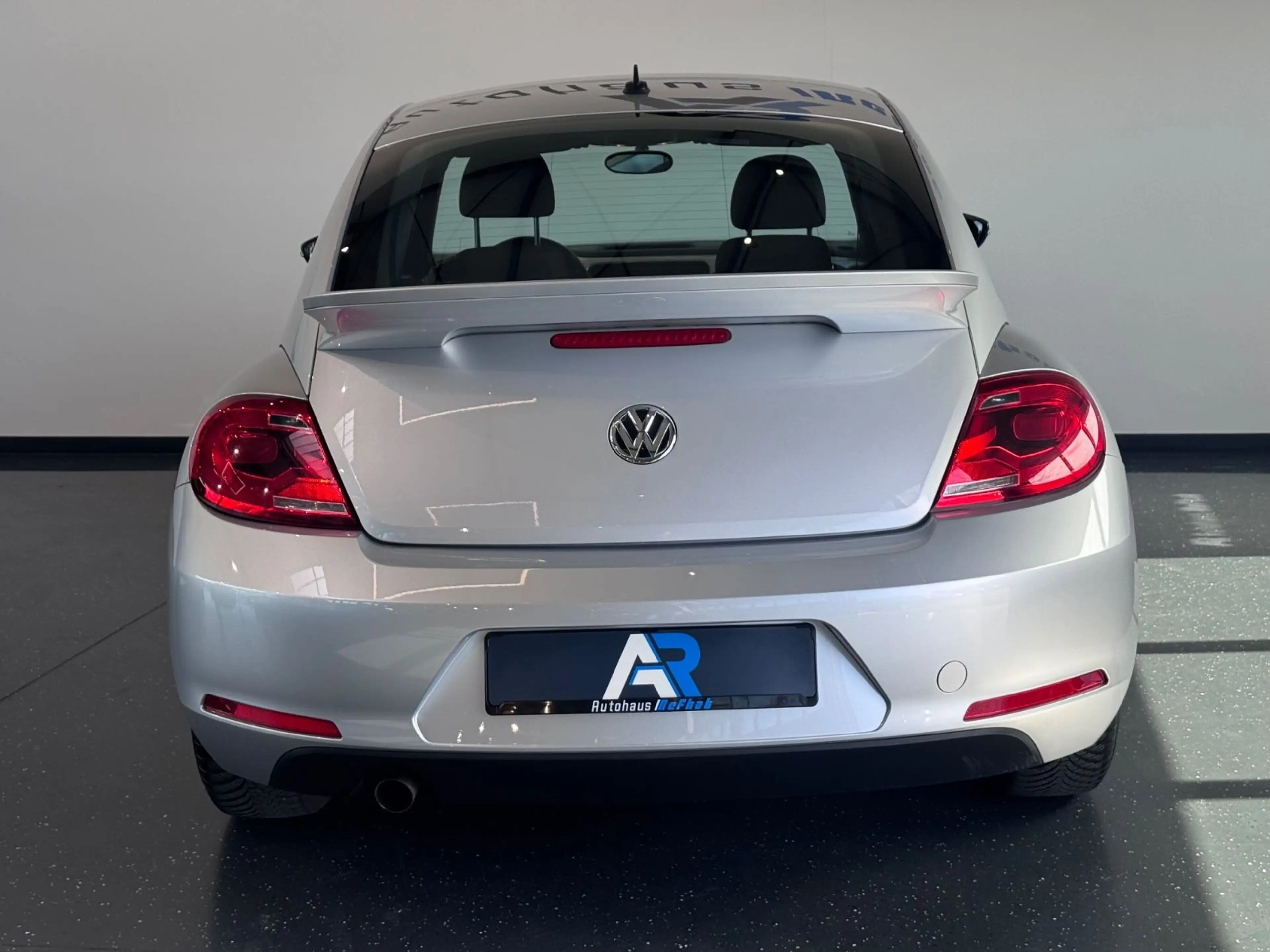 Volkswagen Beetle Lim. Design*KLIMA*NAVI*BC*RADIO — photo 9