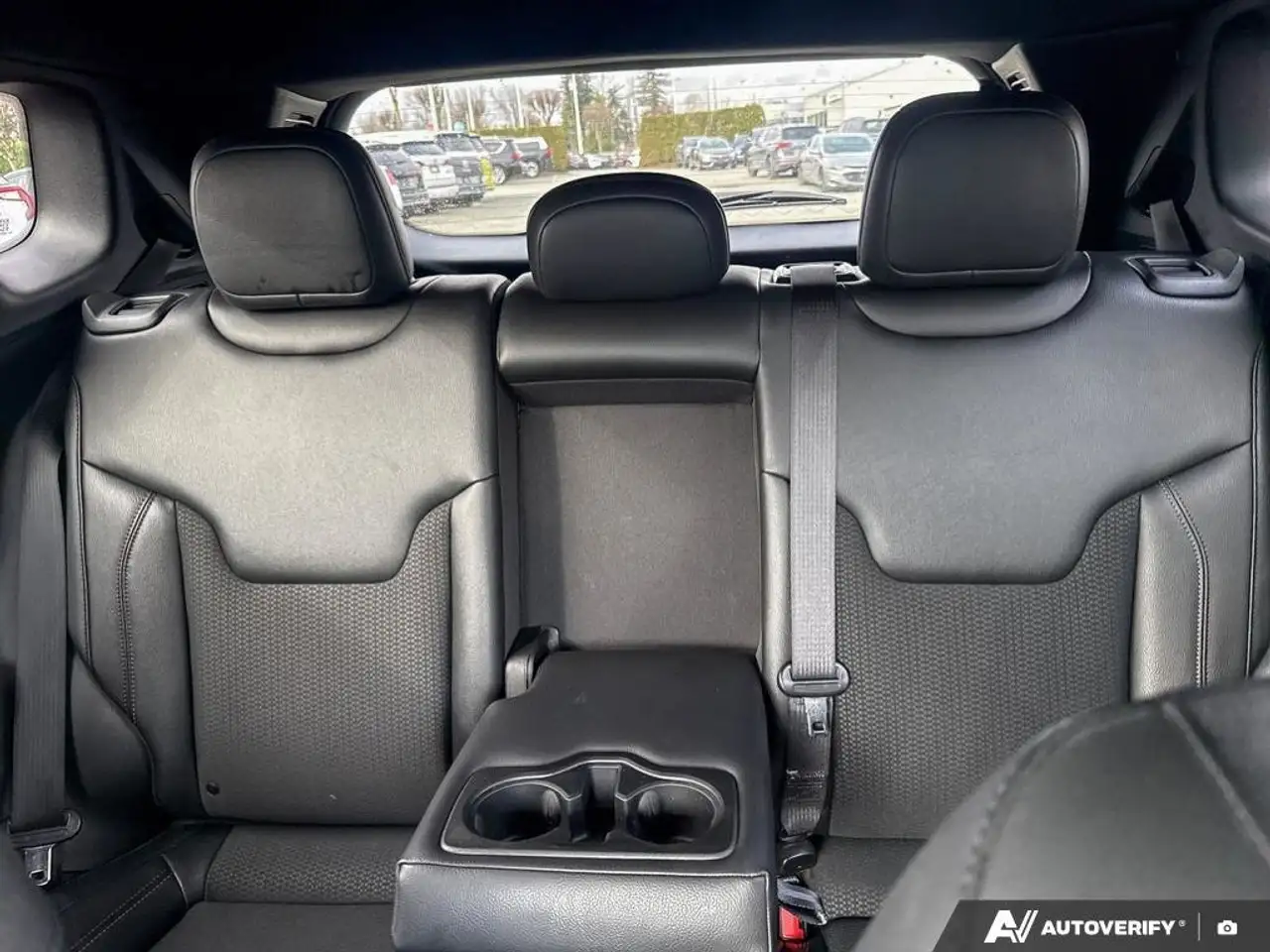 Jeep Compass снимка Jeep Compass