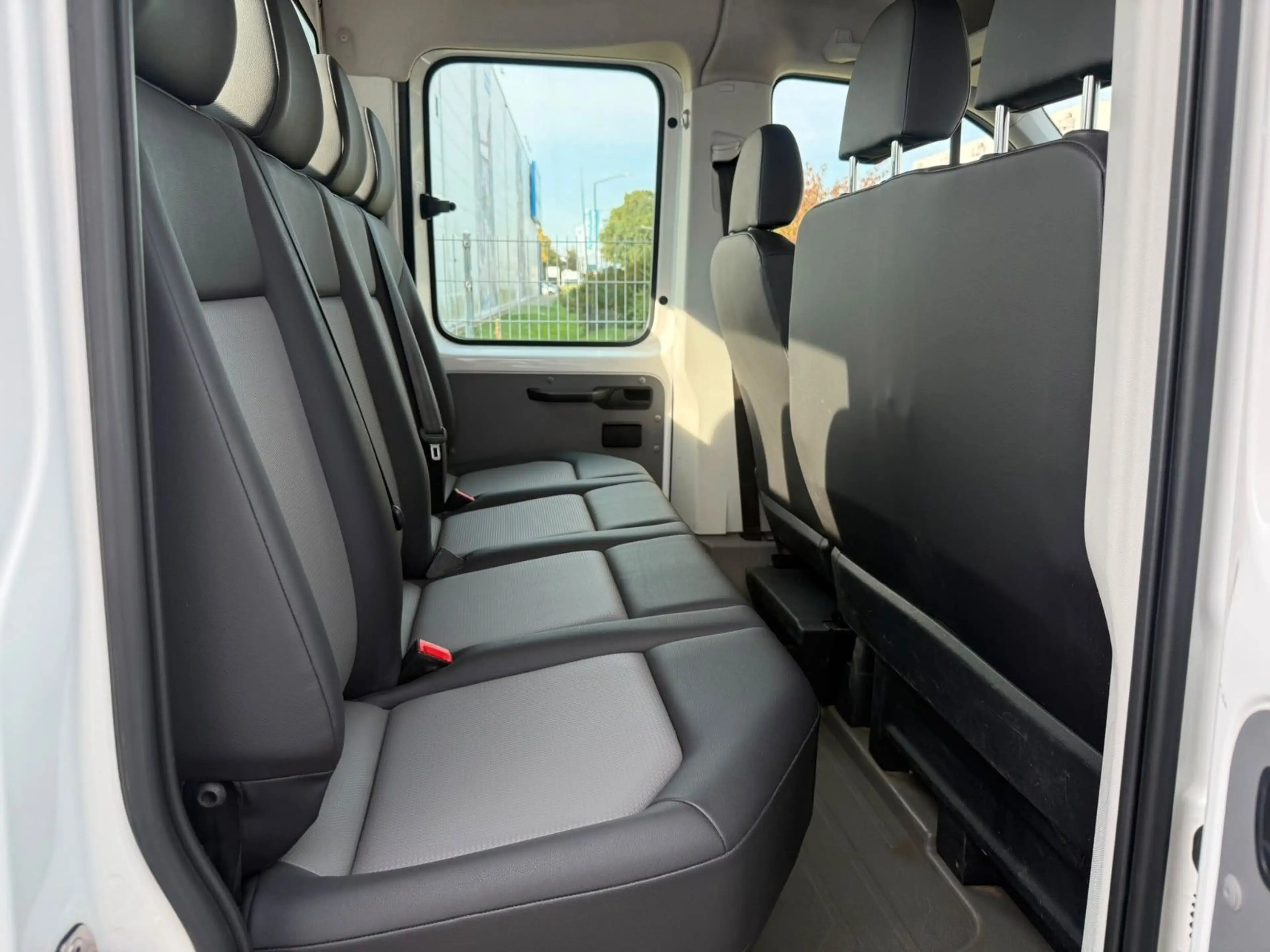 Volkswagen Crafter Pritsche 7SITZE/1HAND/AC/LEDER/TÜVNEU — photo 11