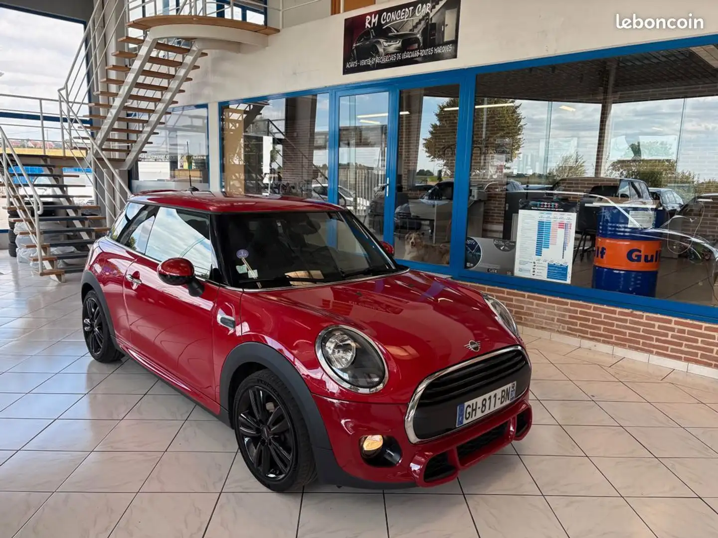 MINI One 102CH PACK John Cooper Works Interieur-Exterieur GPS-JANTES 17-Sièges coqués Rouge - 1