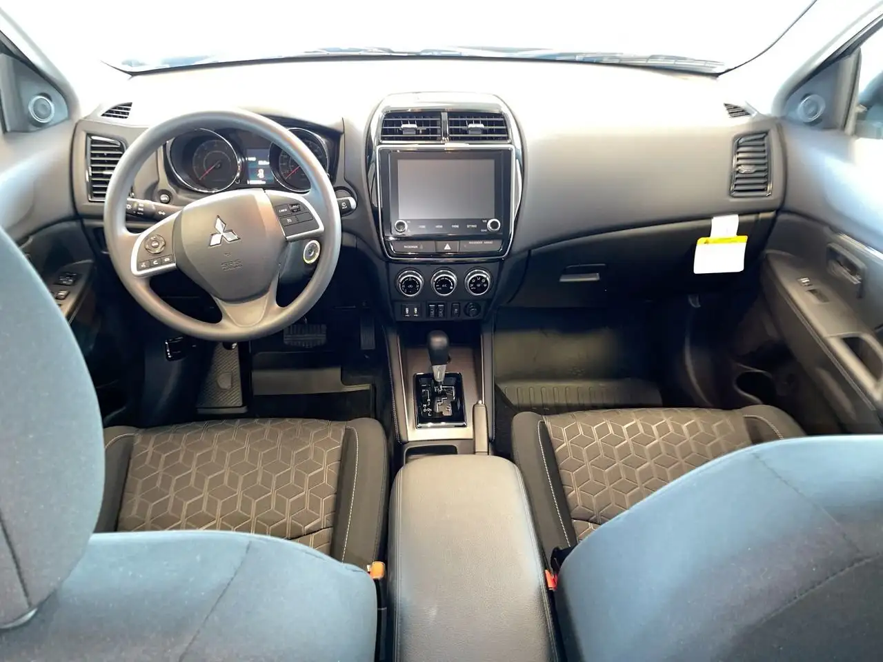 Mitsubishi RVR снимка Mitsubishi RVR