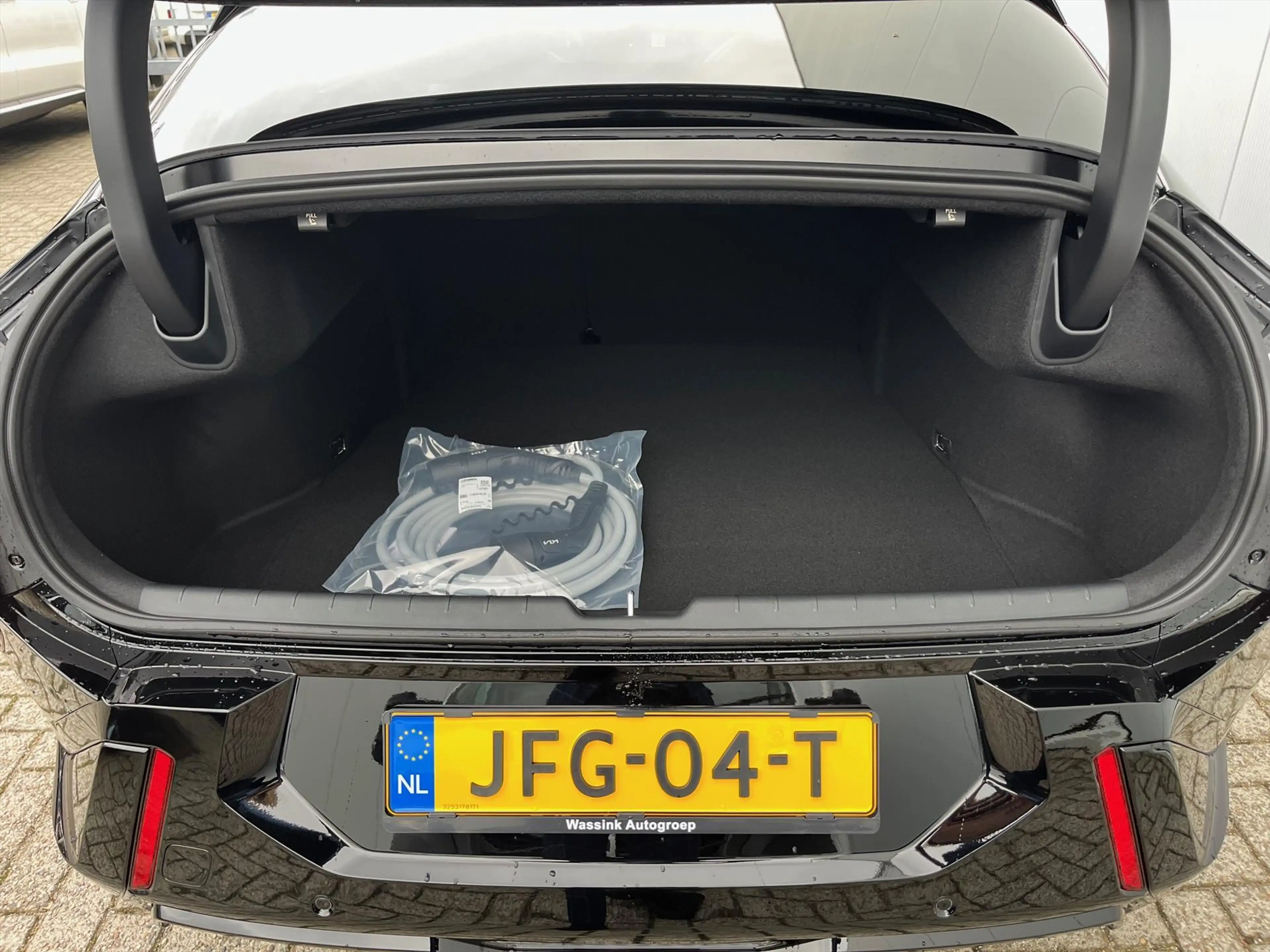Kia EV4 Fastback 81,4 kWh 204PK GT-PlusLine | Harman Kardo — photo 14