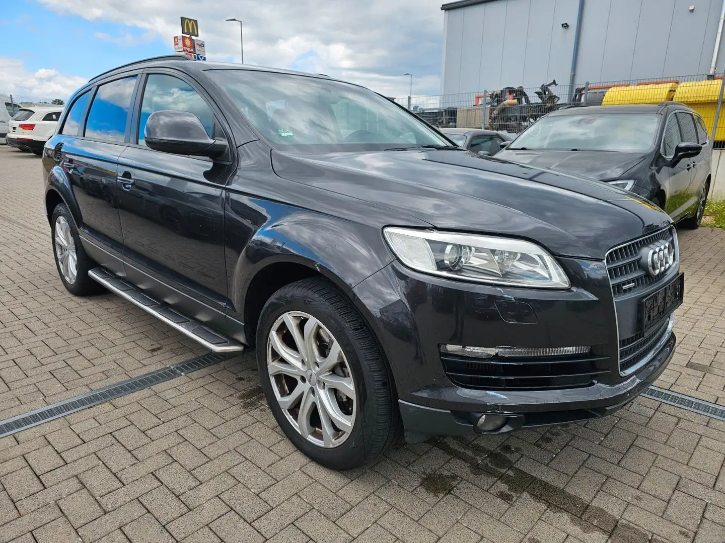 Audi Q7 3.0 TDI (DPF) quattro*Autm*Navi*7 Sitze*AHK Schwarz - 1