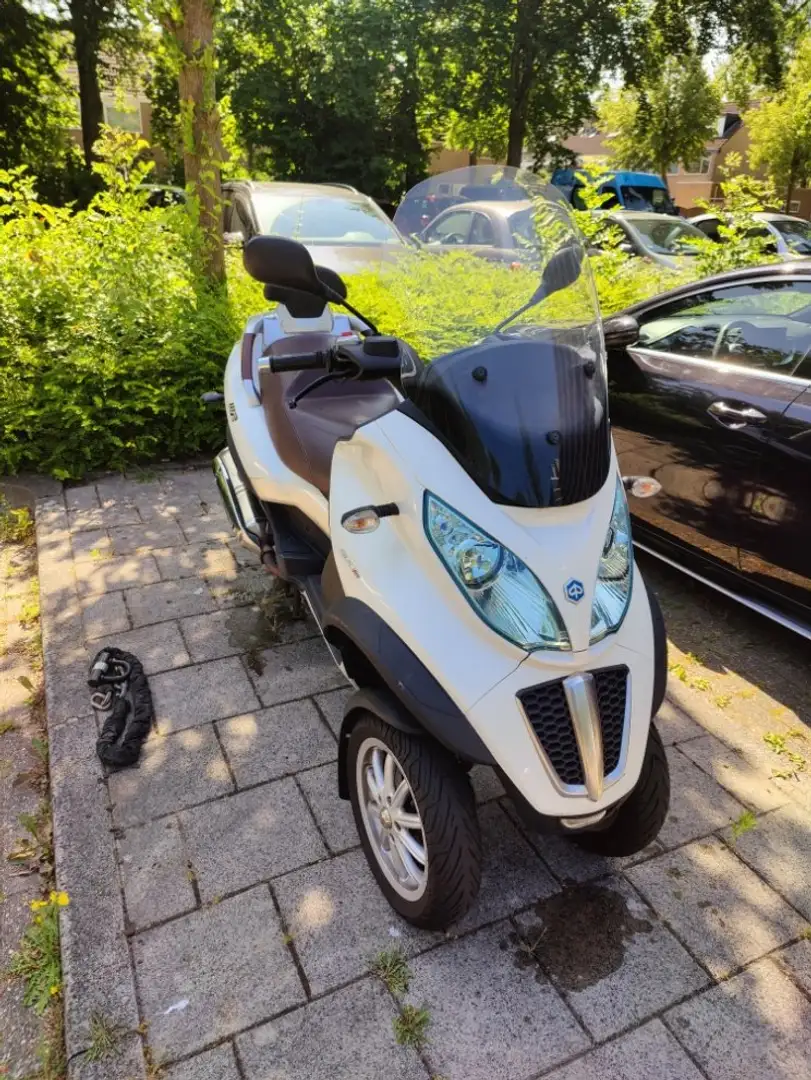 Piaggio MP3 500 business m64 l5e Wit - 2
