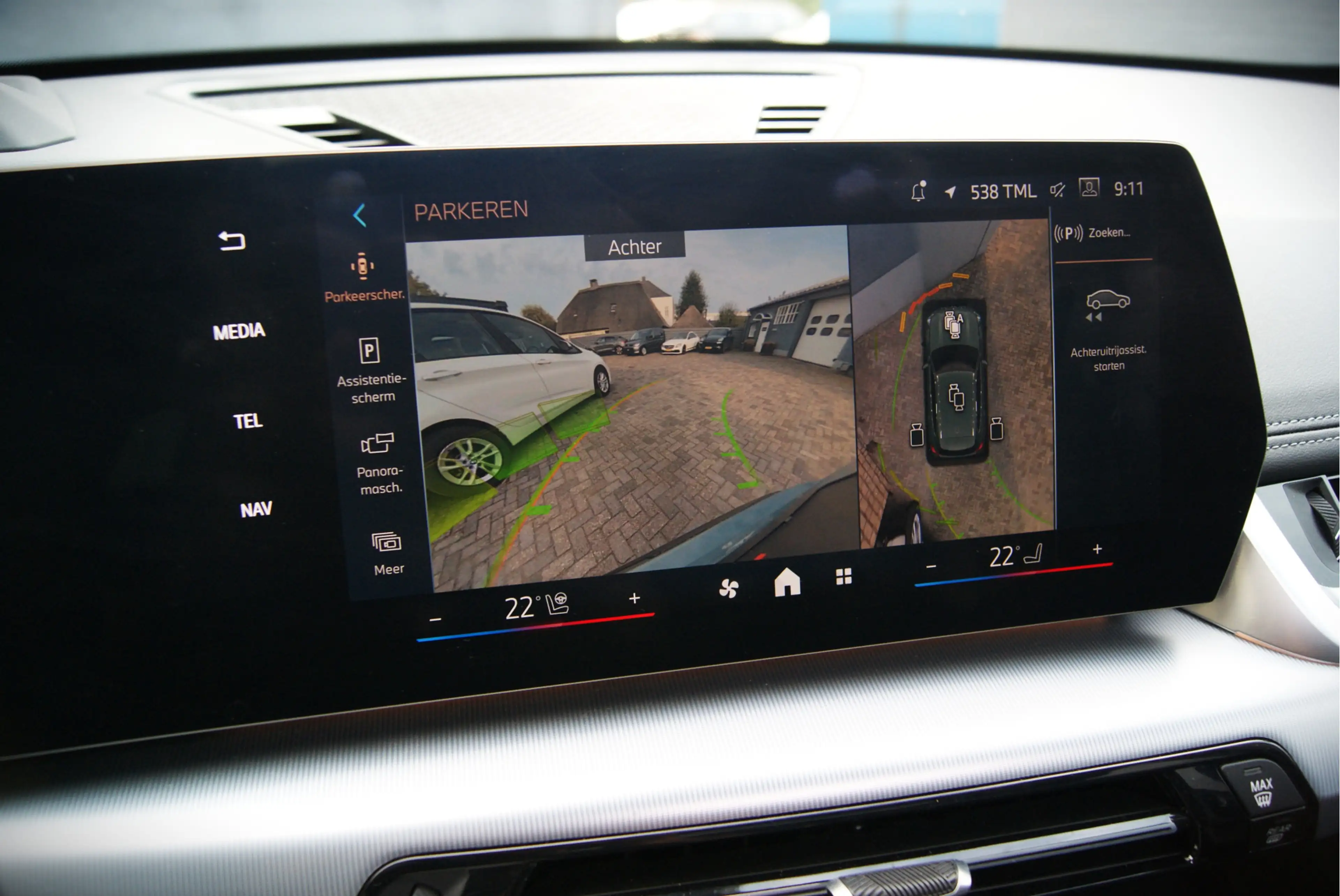 BMW iX1 eDrive20 67 kWh 204PK X-Line Panoramadak/Leer/Harm — photo 14