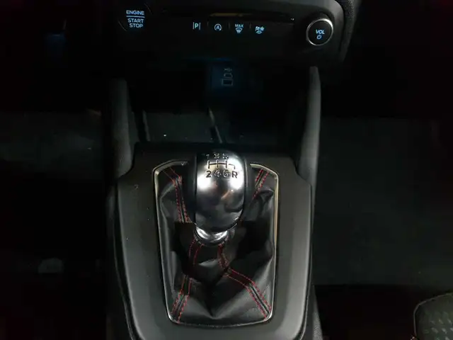 Ford Focus view 10
