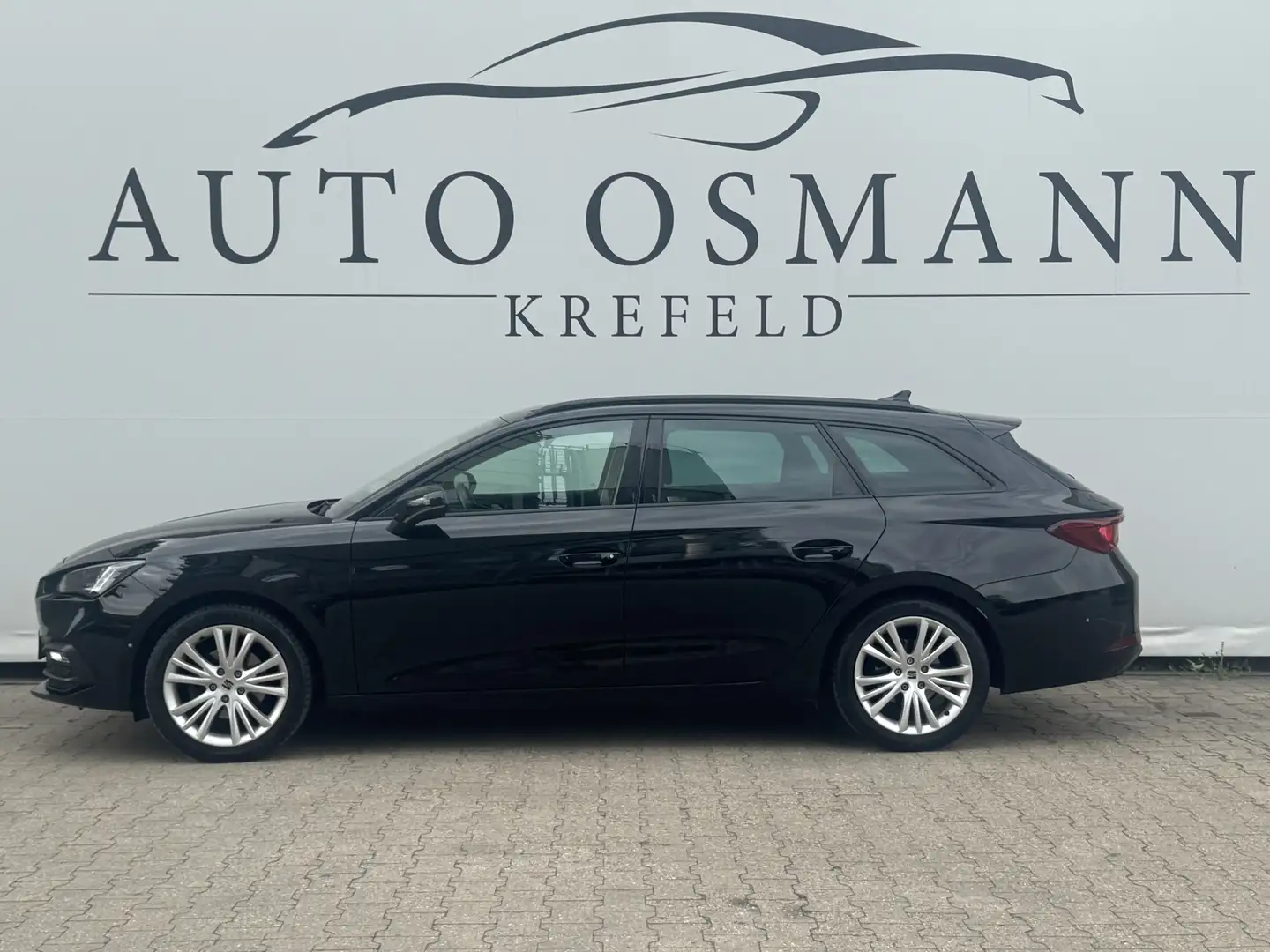 SEAT Leon Sportstourer 1.5 TSI ACT OPF Style | ACC Schwarz - 2
