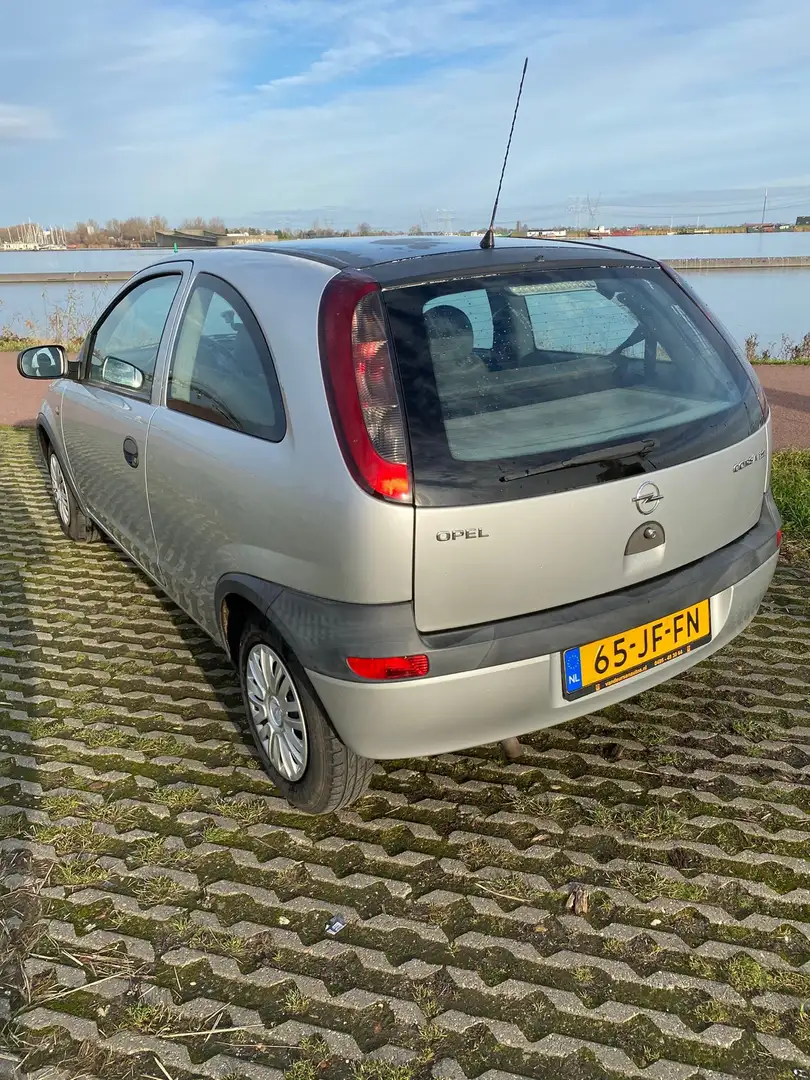 Opel Corsa 1.2-16V Grijs - 2