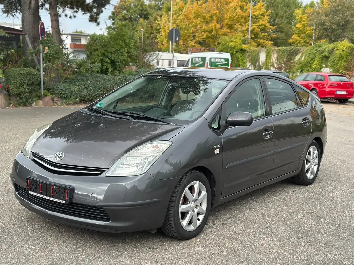Toyota Prius Basis 1.5 Hybrid Klimaautomatik Grau - 1