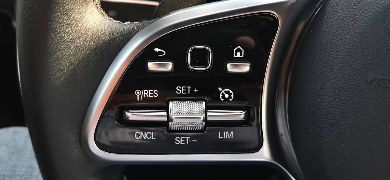 Mercedes-Benz A-Class e PHEV Luxury Line*370€ PAR MOIS SANS ACOMPTE, миниатюра 20