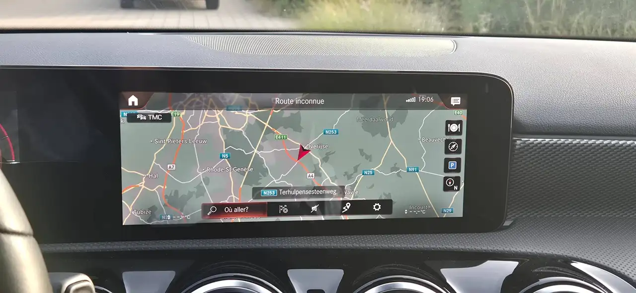 Mercedes-Benz A-Class e PHEV Luxury Line*370€ PAR MOIS SANS ACOMPTE, миниатюра 17