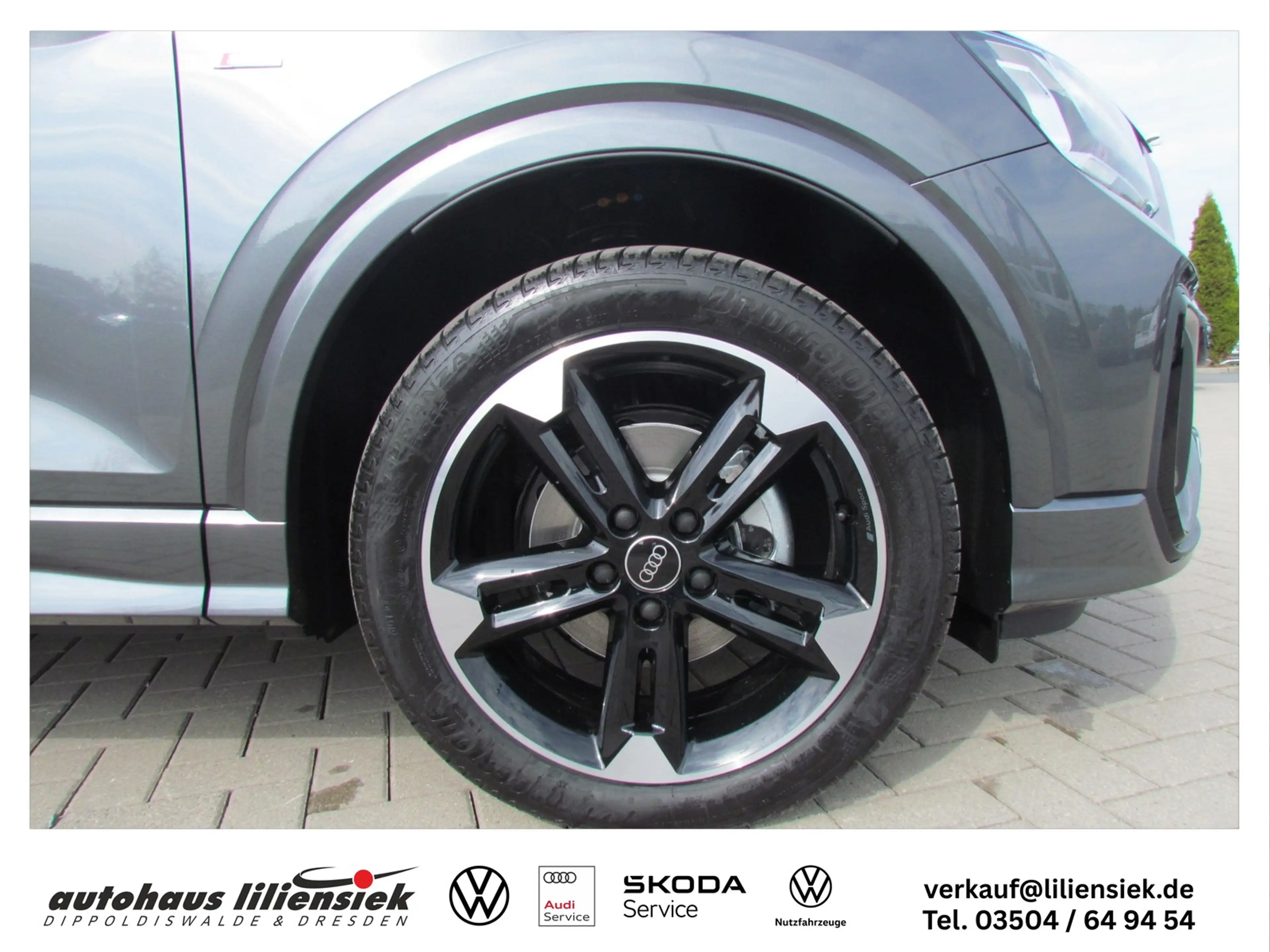 Audi Q2 35 TFSI S-ronic S line — photo 9