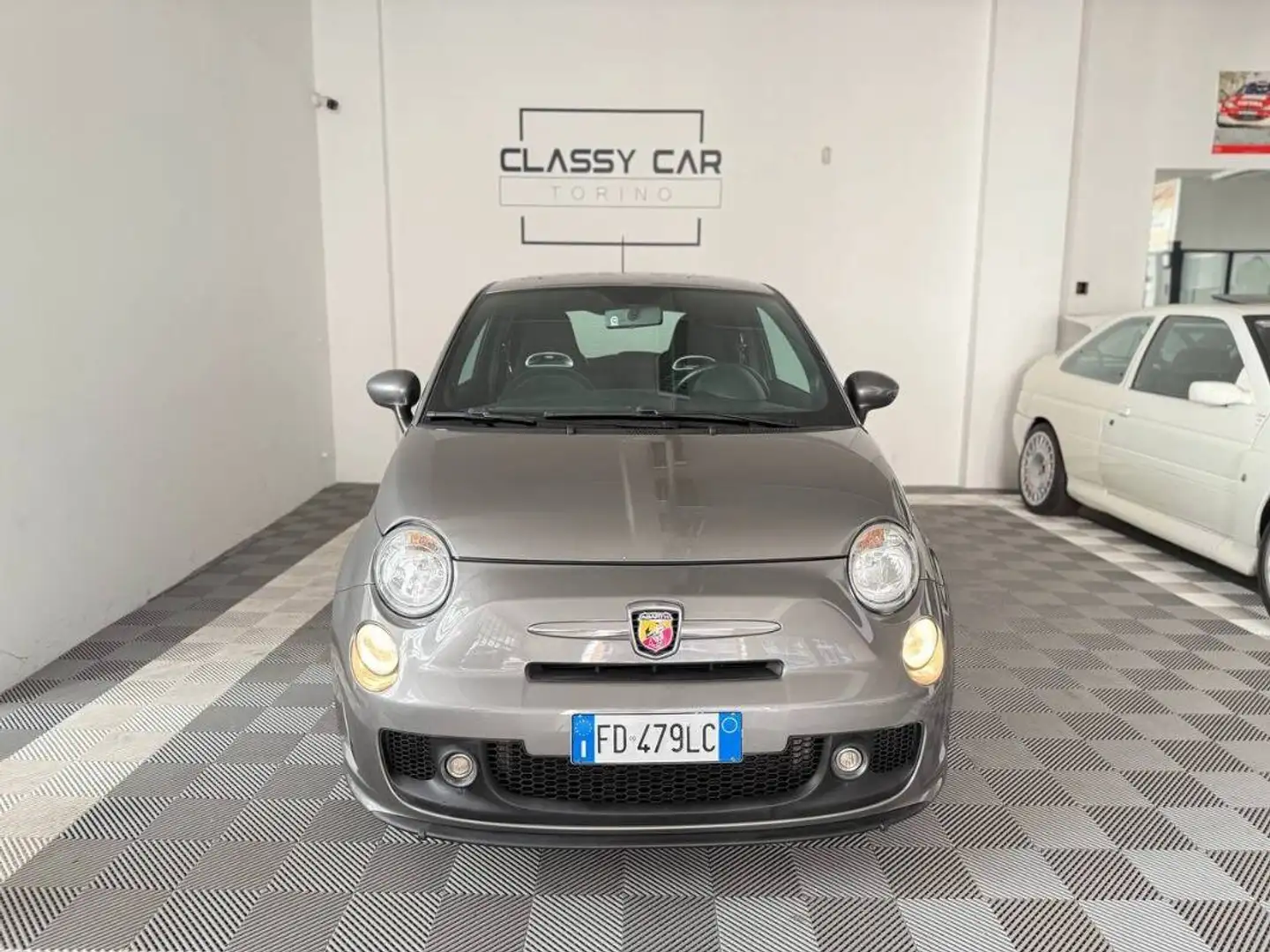 Abarth 595 595 1.4 16v t-jet 140cv Grijs - 2