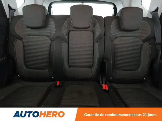 Renault Scenic view 15