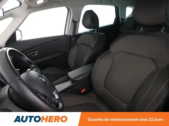 Renault Scenic view 10