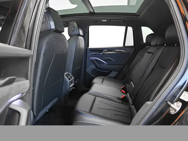 Volkswagen Tiguan view 12