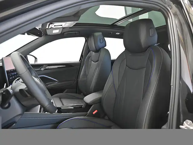 Volkswagen Tiguan view 9