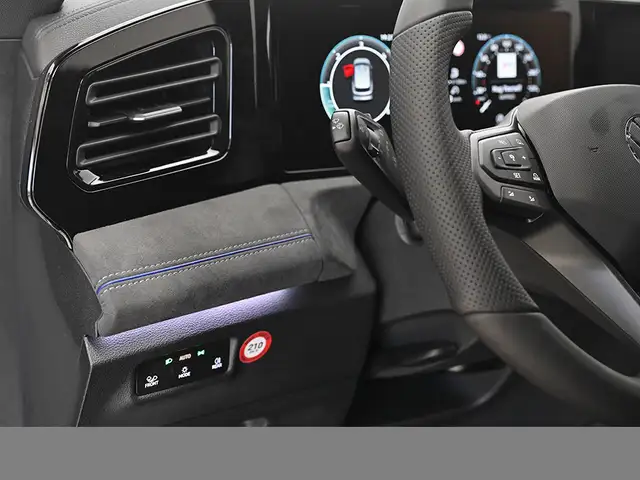 Volkswagen Tiguan view 11