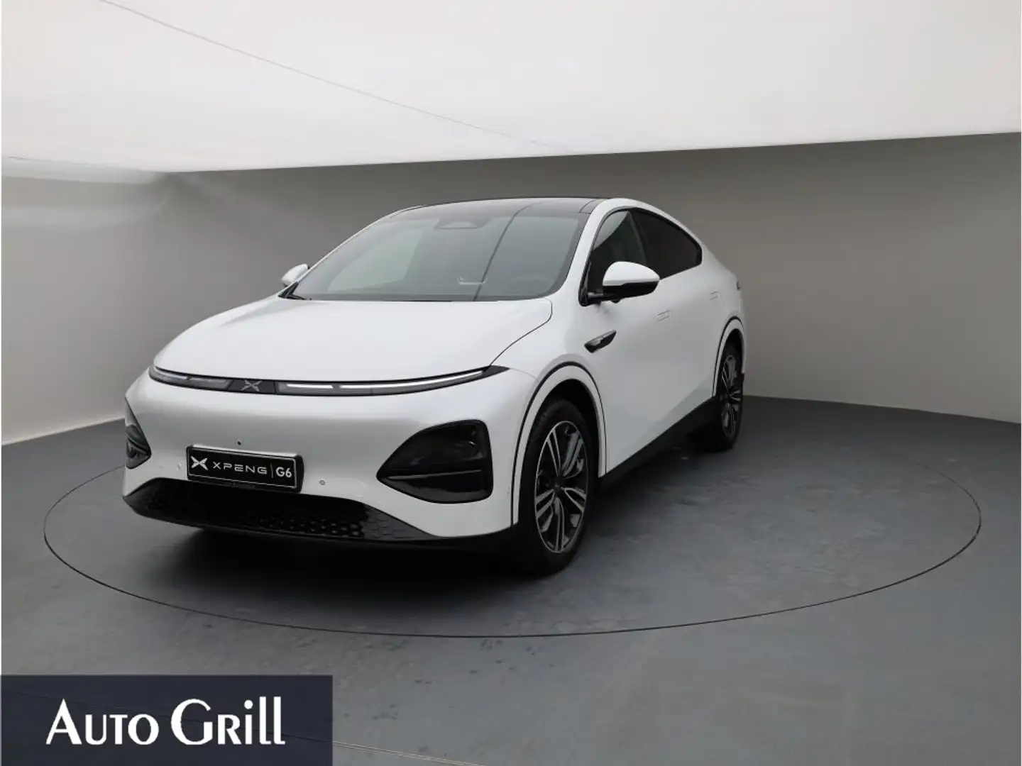 Xpeng G6 AWD Performance AHK CarPlay 360Kam ACC Pano bijela - 2