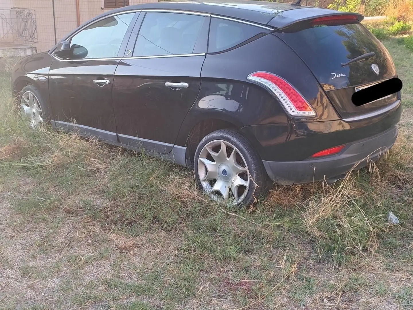 Lancia Delta 2.0 mjt Platino 165cv dpf Nero - 2