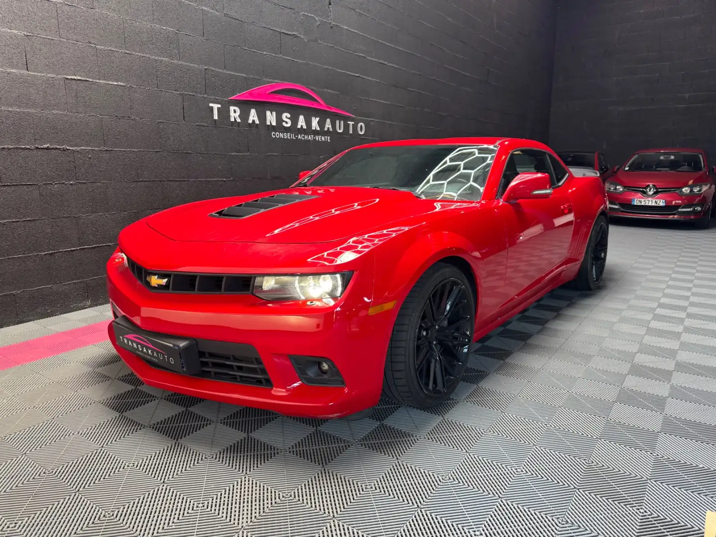 Chevrolet Camaro Rouge - 1