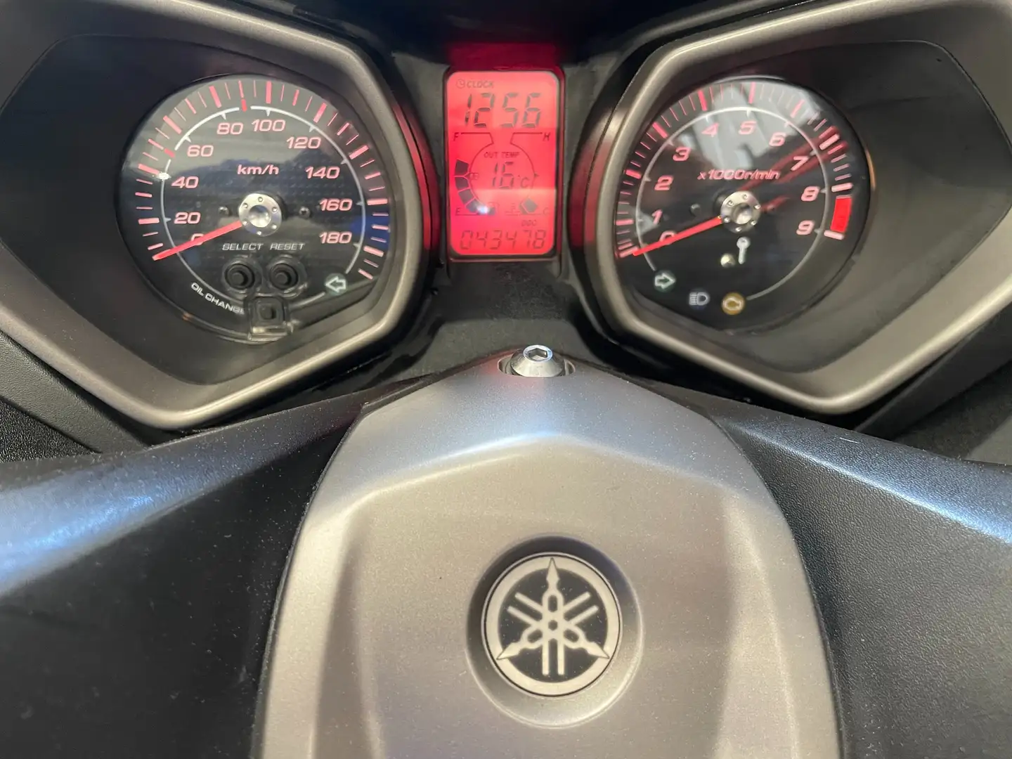 Yamaha X-Max 400 Grigio - 2