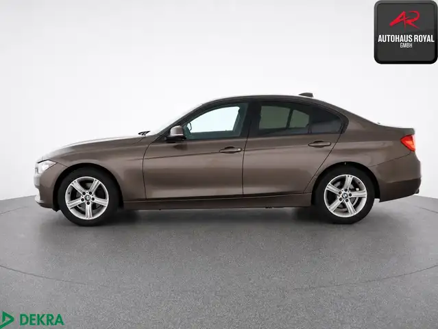 BMW 3 Series view 2
