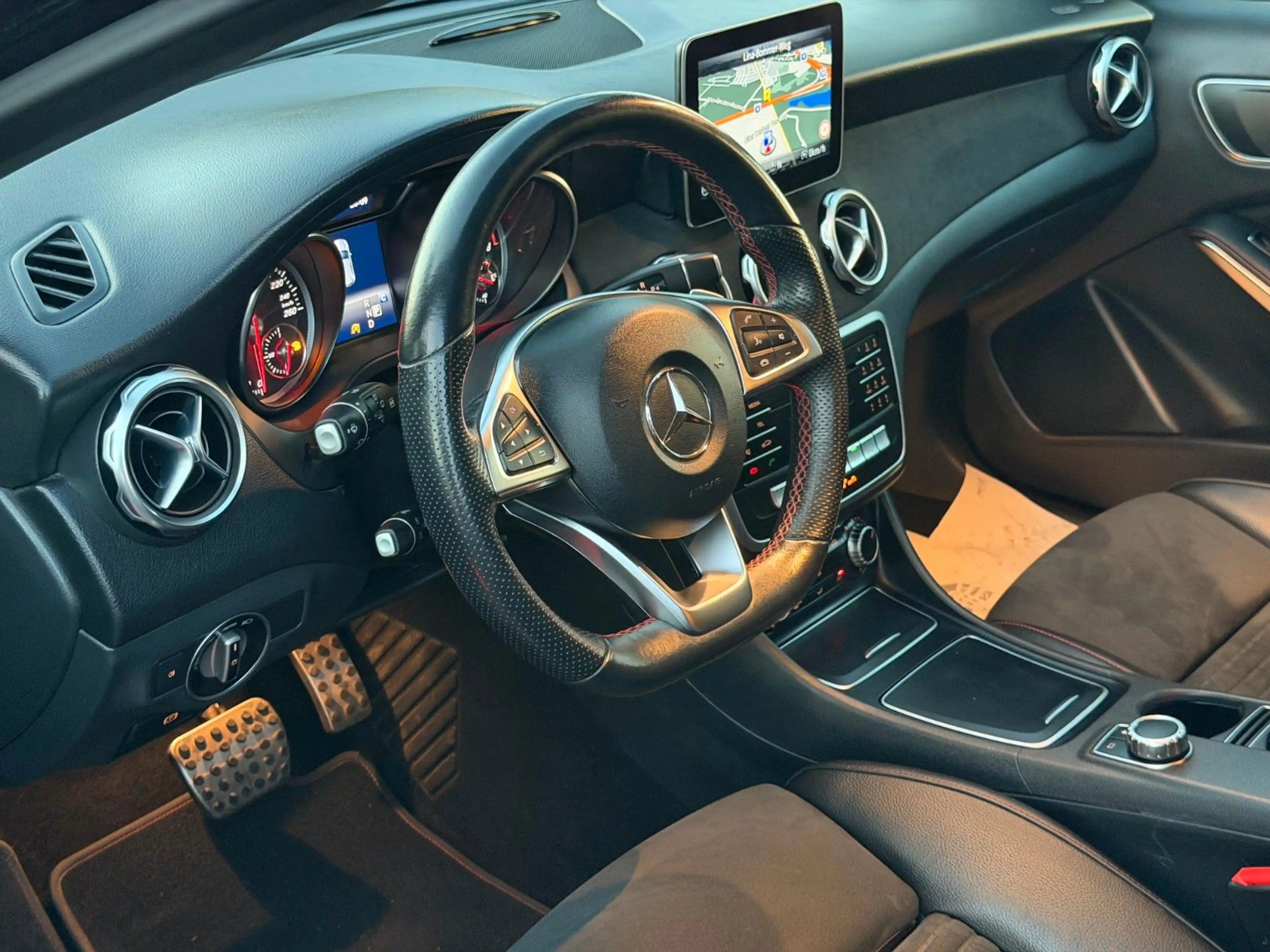 Mercedes-Benz GLA 250 AMG Line,Night-Paket,360°Kamera,Automat, — photo 9