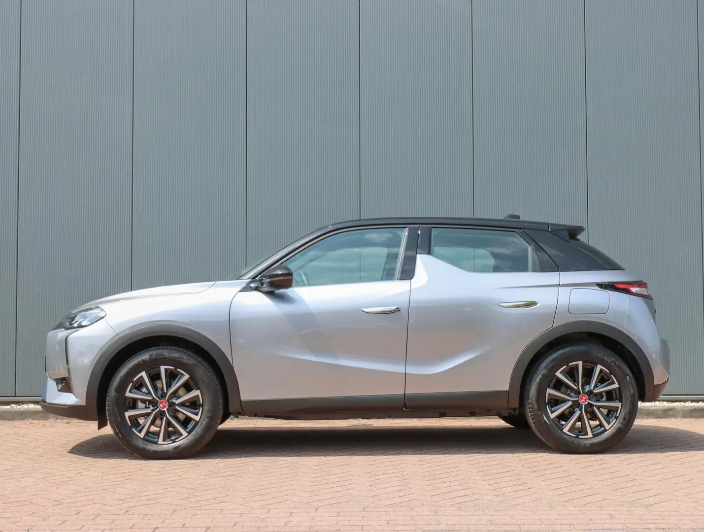 DS Automobiles DS 3 E-Tense Performance Line+ 54 kWh 156pk | Climate C Grijs - 2