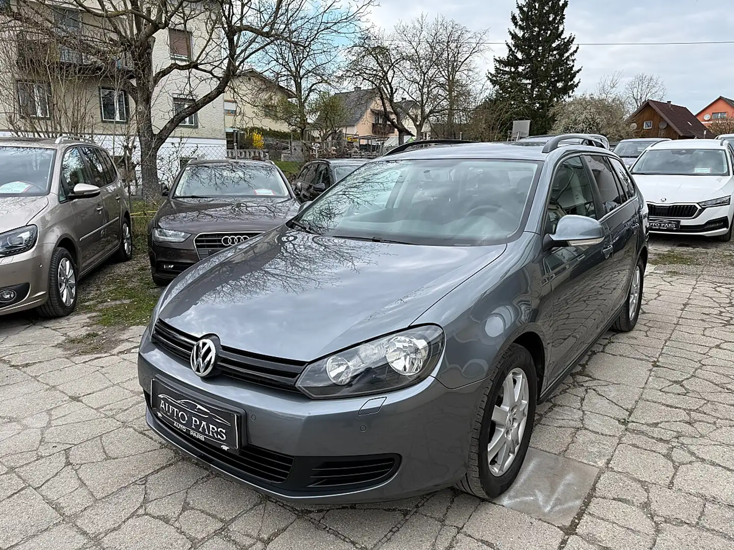 Volkswagen Golf Variant BMT 1,6 TDI-1/3 ZINSFREI FINANZIERUNG Grau - 1