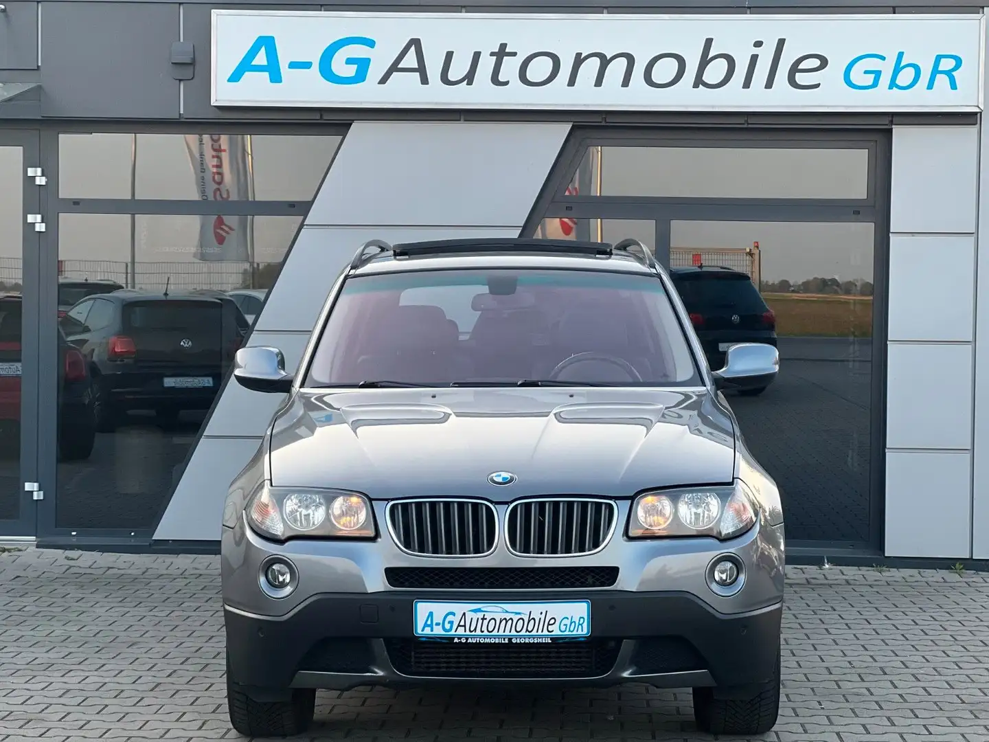 BMW X3 xDrive 30d-Panorama-M Lenkrad-PDC-AHK-S-HEFT Grau - 2