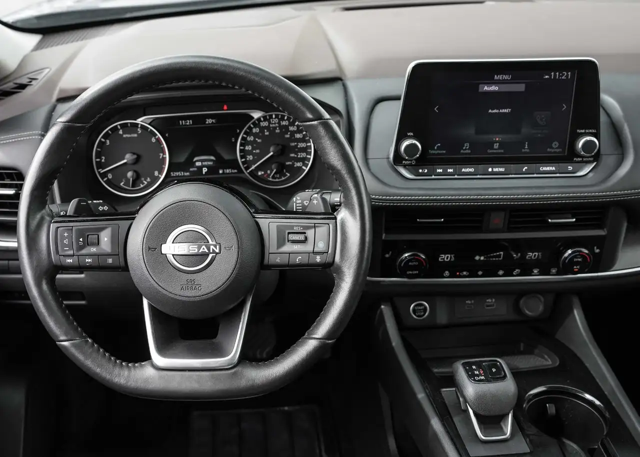 Nissan Rogue снимка Nissan Rogue