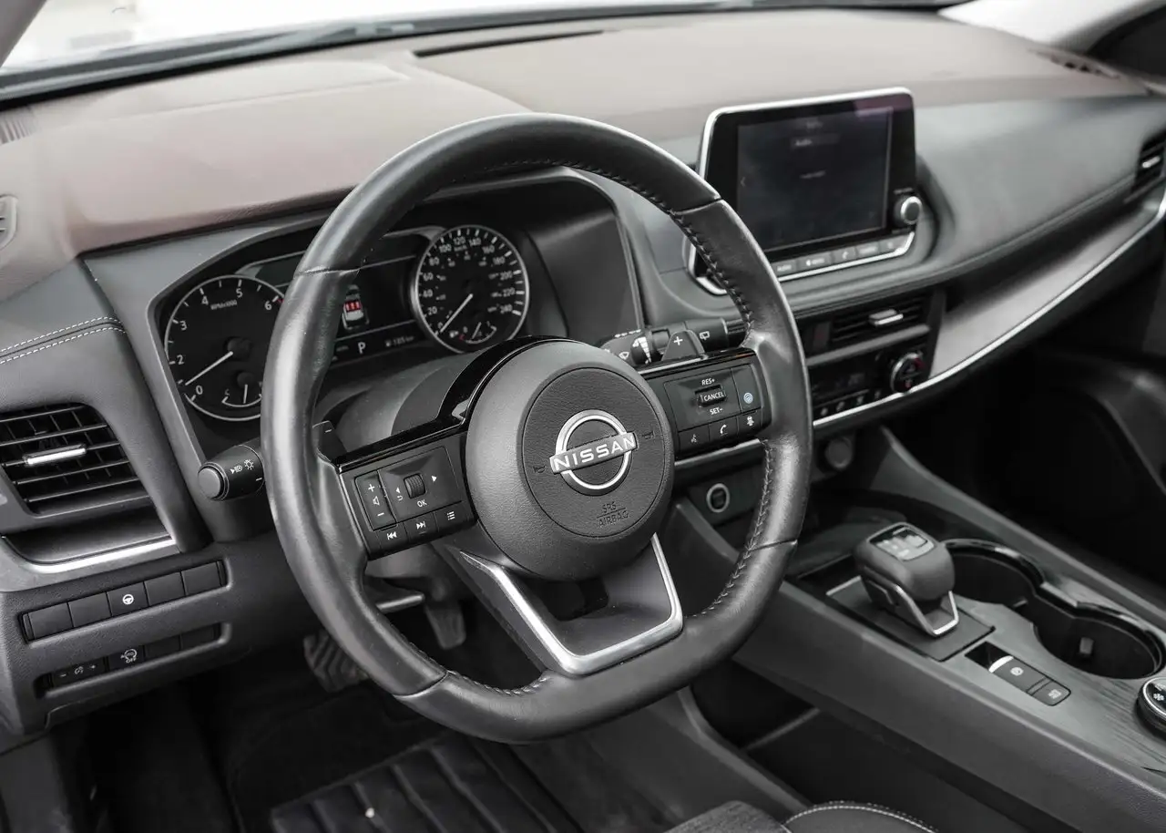 Nissan Rogue снимка Nissan Rogue