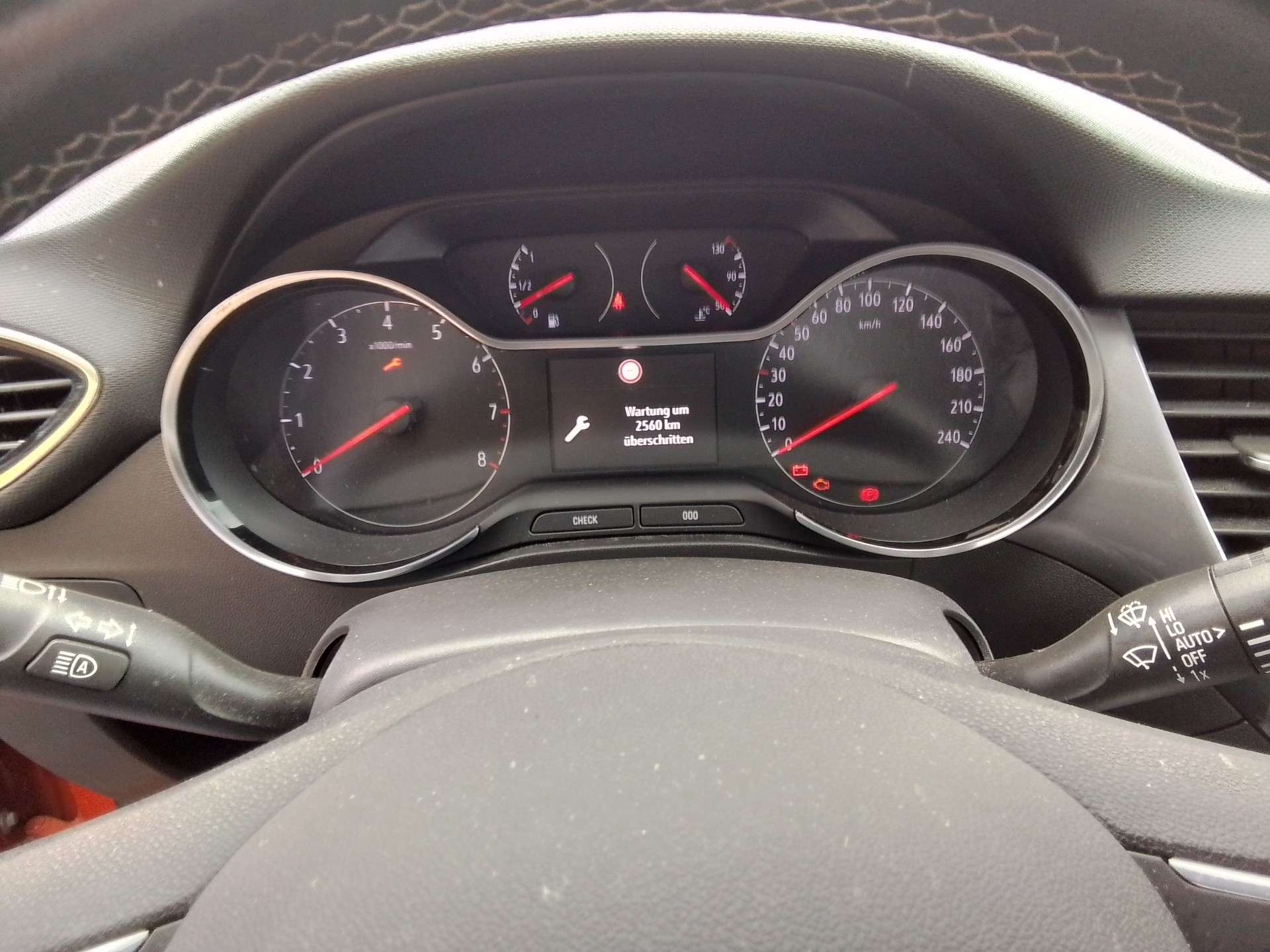 Opel Crossland X