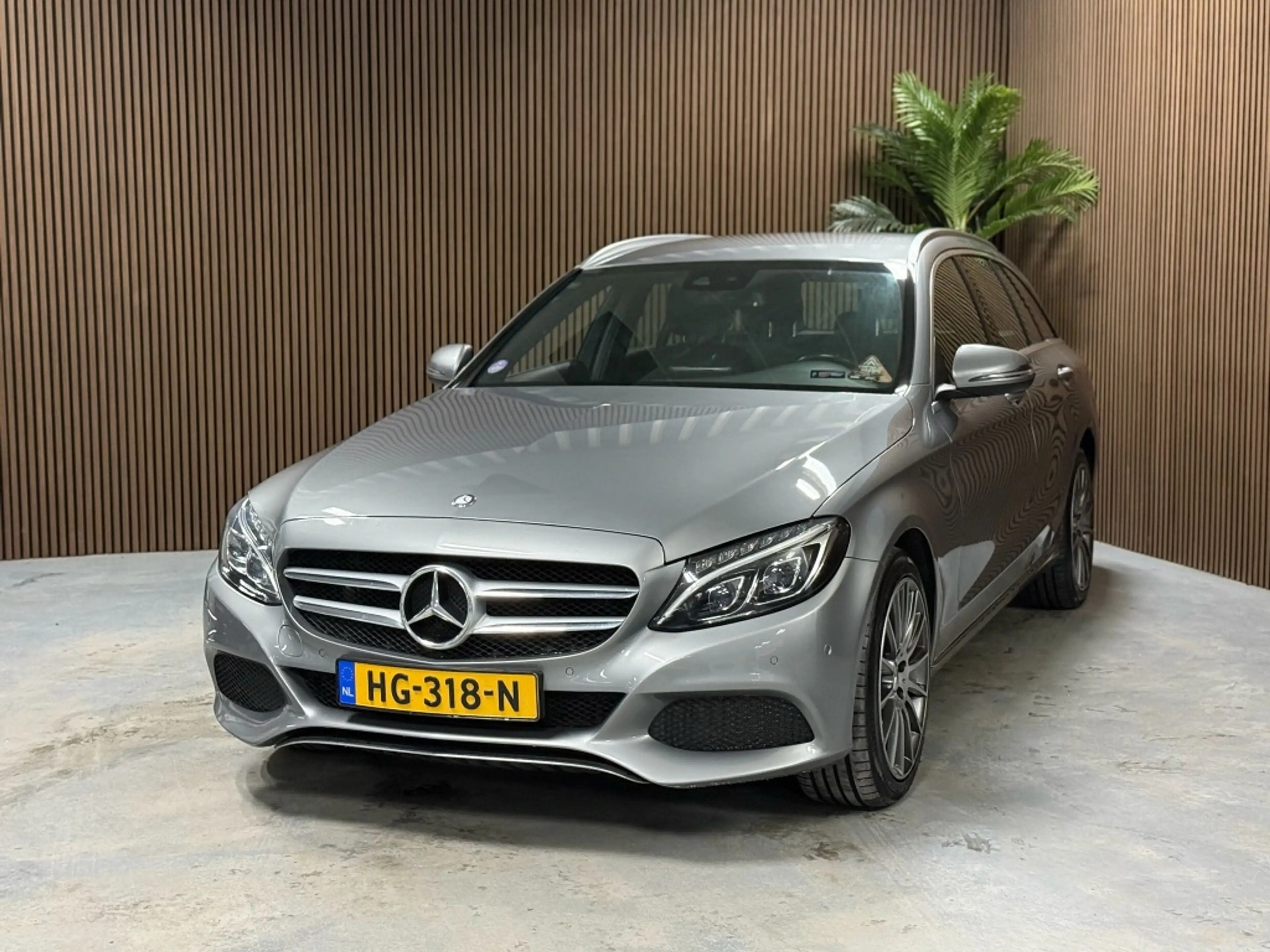 Mercedes-Benz C 350 Estate e Lease Edition — photo 2