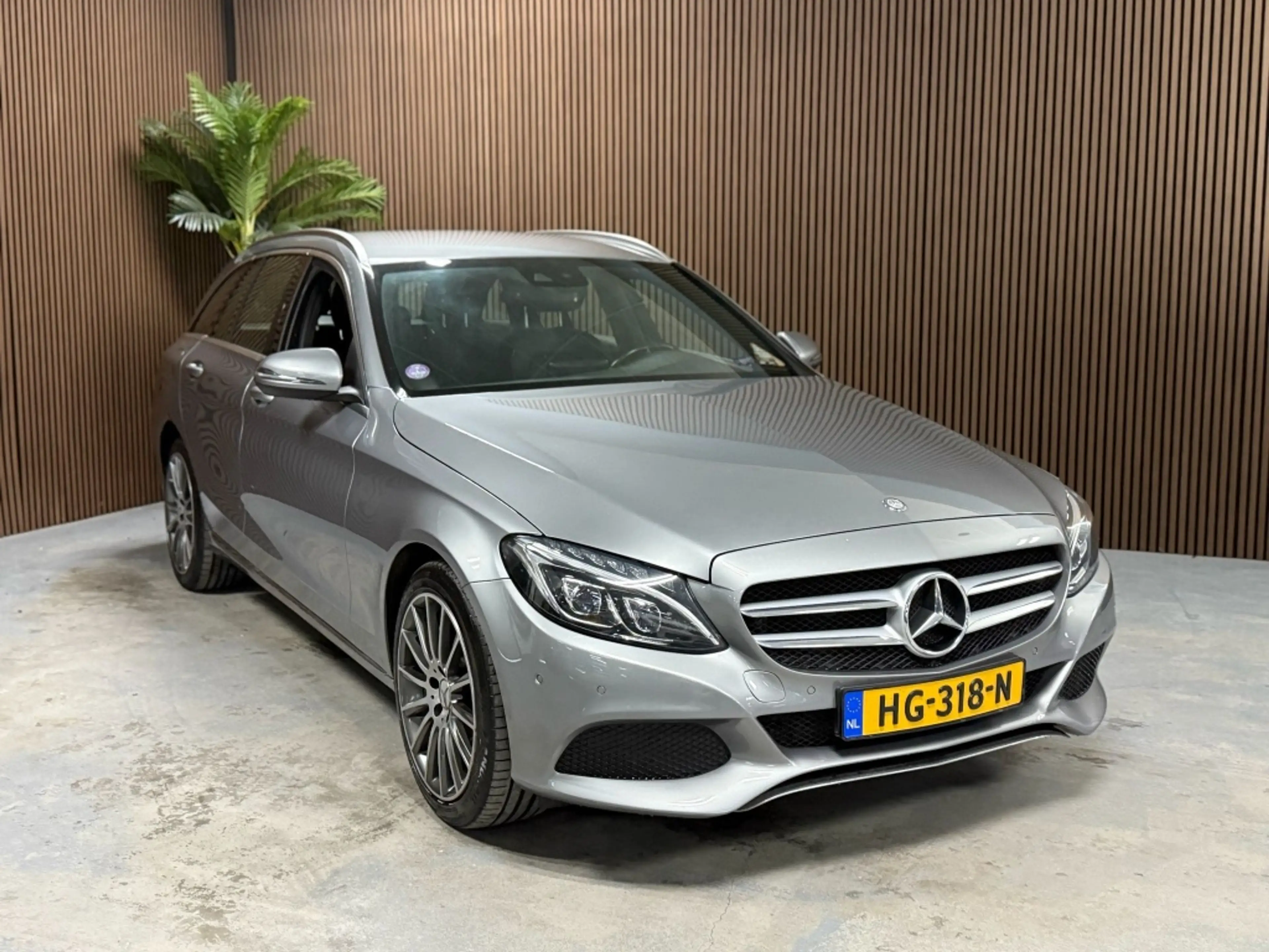 Mercedes-Benz C 350 Estate e Lease Edition — photo 3