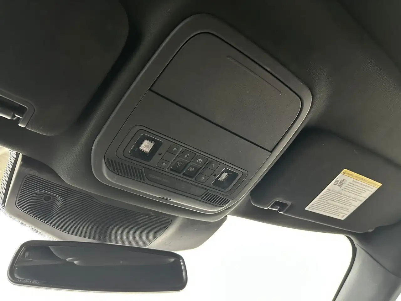 Ford Explorer photo Ford Explorer