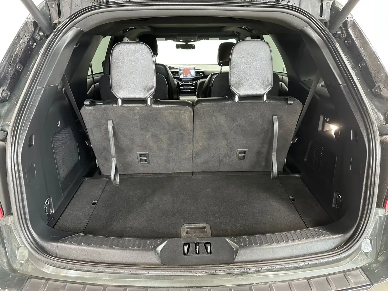 Ford Explorer photo Ford Explorer