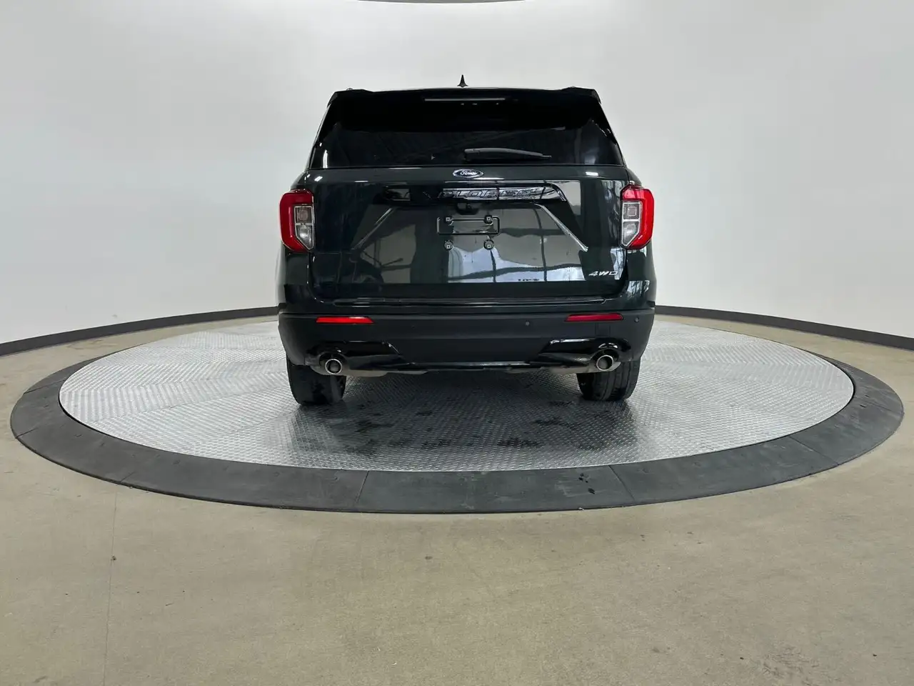 Ford Explorer photo Ford Explorer