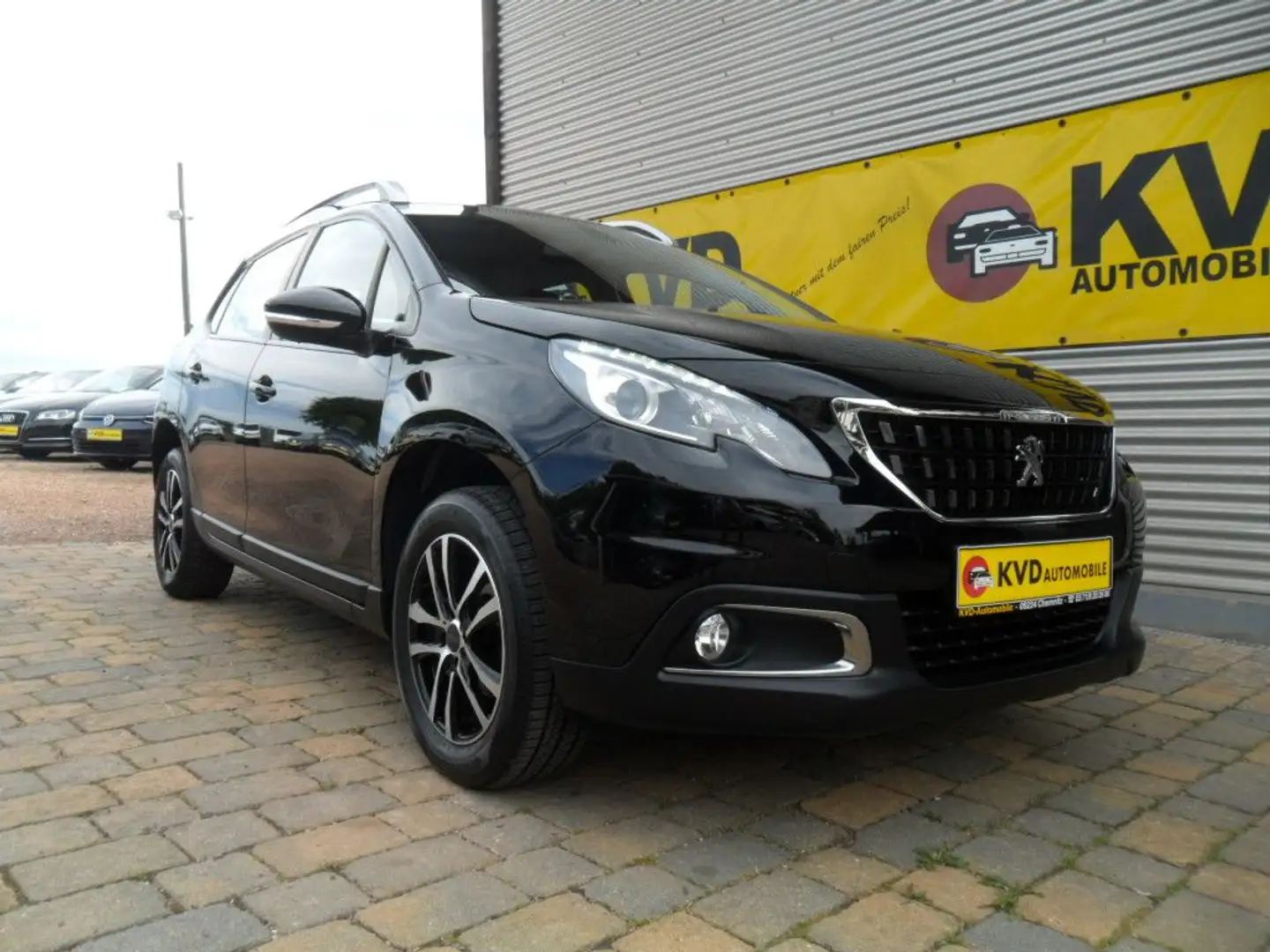 Peugeot 2008 Active Noir - 1