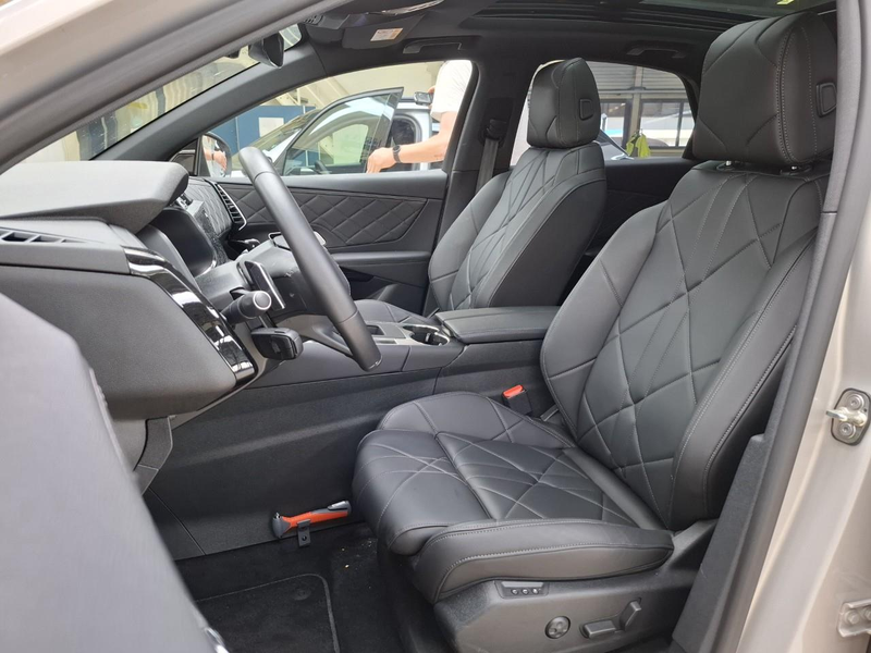 DS Automobiles DS 7 1.6 PHEV 300 4x4 Pallas | Schuif-/Kanteldak | Vol- — photo 7