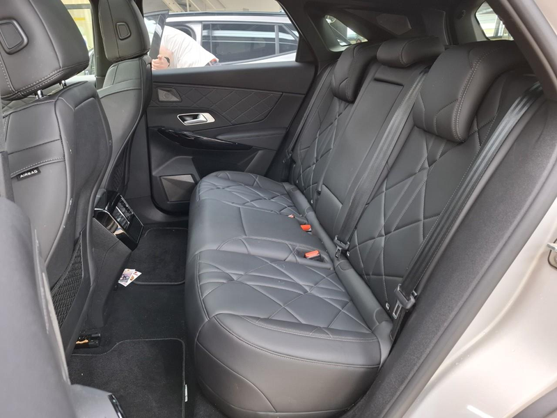 DS Automobiles DS 7 1.6 PHEV 300 4x4 Pallas | Schuif-/Kanteldak | Vol- — photo 8