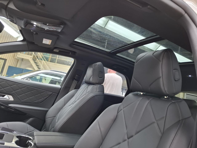 DS Automobiles DS 7 1.6 PHEV 300 4x4 Pallas | Schuif-/Kanteldak | Vol- — photo 12