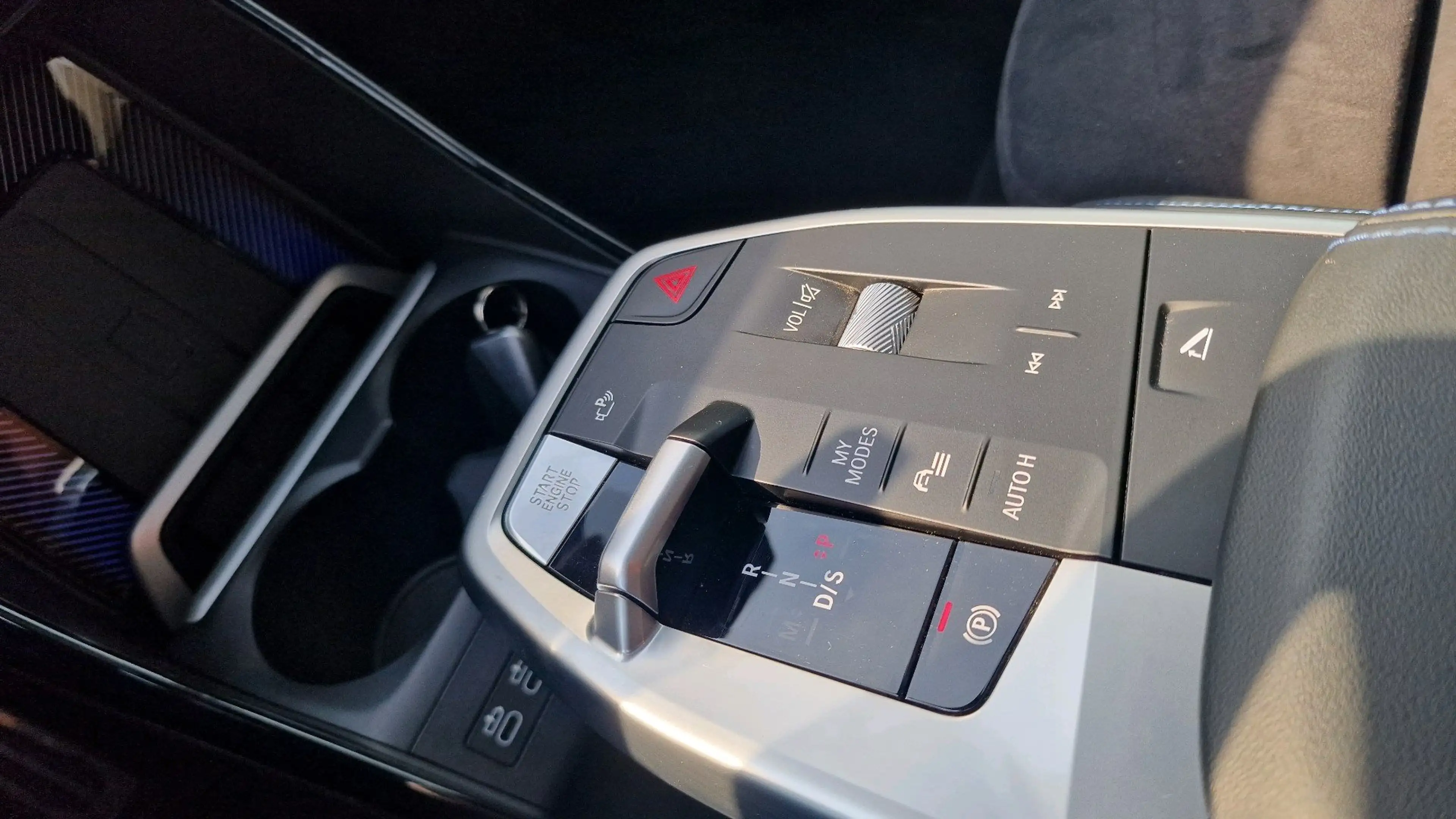 BMW 223 xDrive M Sport — photo 12