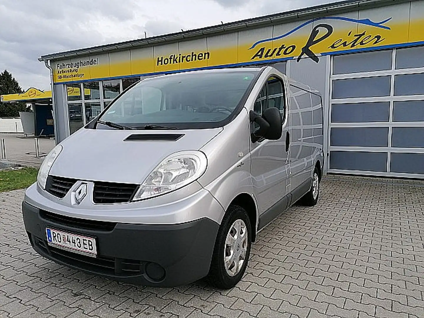 Renault Trafic L1H1 2,7t 2,0 dCi *Klima*ABS *ZV*Servo*el. FH Argent - 1