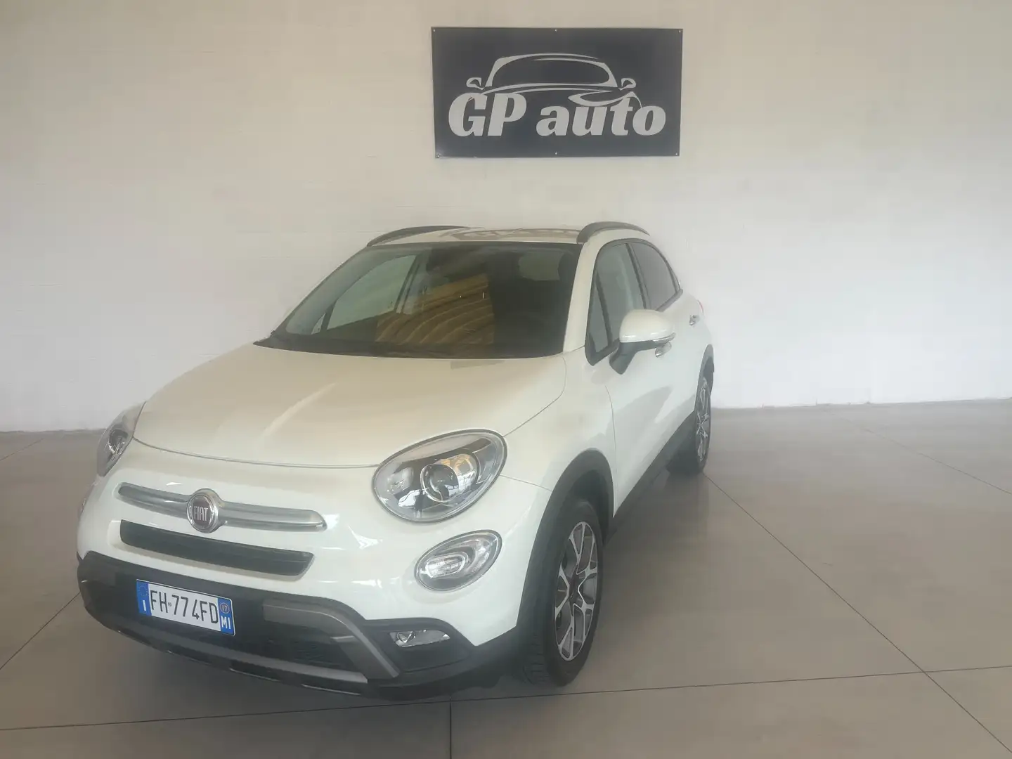 Fiat 500X 500X 2.0 mjt Cross Plus 4x4 140cv auto KM 25.267 Weiß - 1
